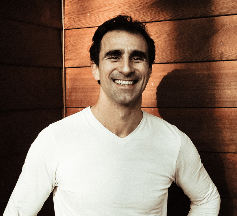 Bernard Neyns - Fondateur de BeWax, expert en terrasses en bois