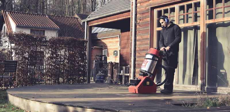 Programme d'entretien régulier de terrasse en bois
